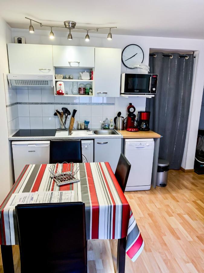 Appartement*** T2 + Cabine Pour 4 Personnes Cauterets Exterior foto